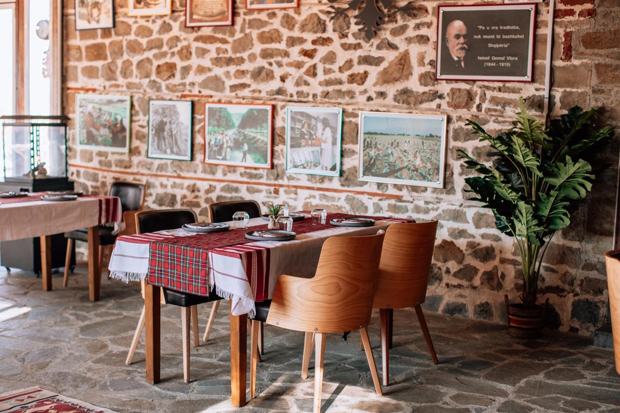Keshtjella Xhabeqos Hotel Ljaknasi Екстериор снимка