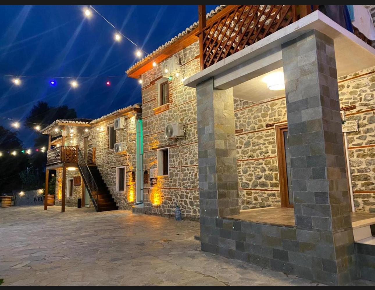 Keshtjella Xhabeqos Hotel Ljaknasi Екстериор снимка