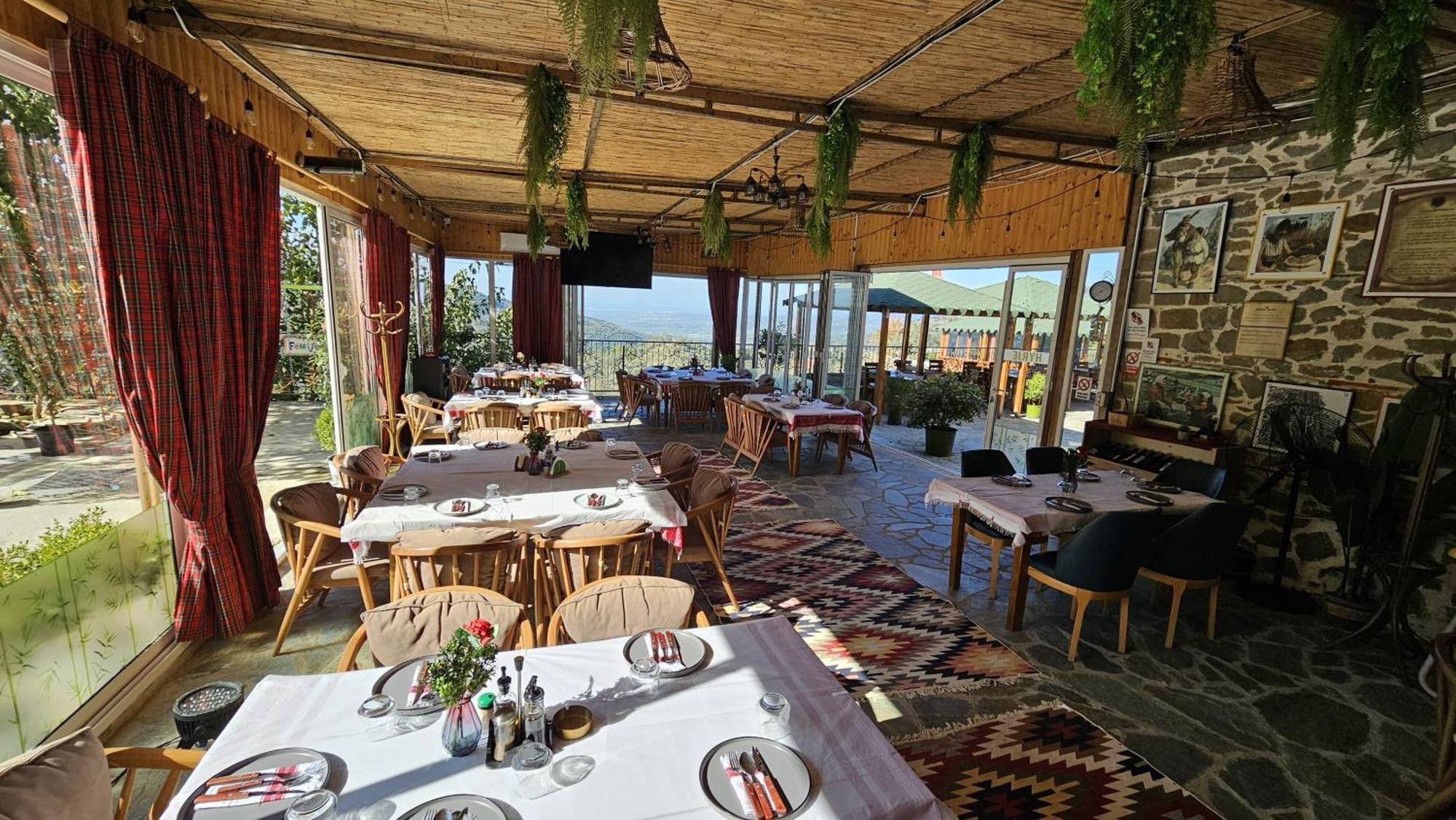 Keshtjella Xhabeqos Hotel Ljaknasi Екстериор снимка